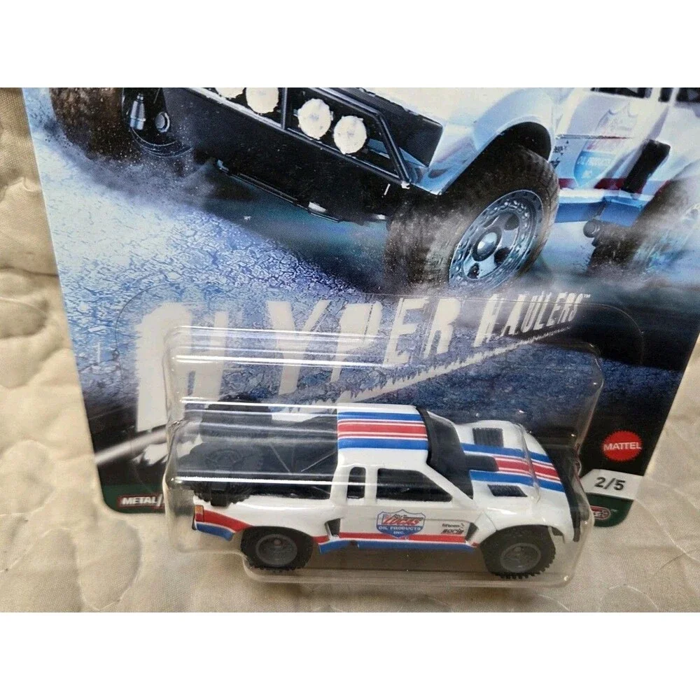 Hot Wheels Premium Car Culture Hyper Haulers Baja Bouncer 2/5